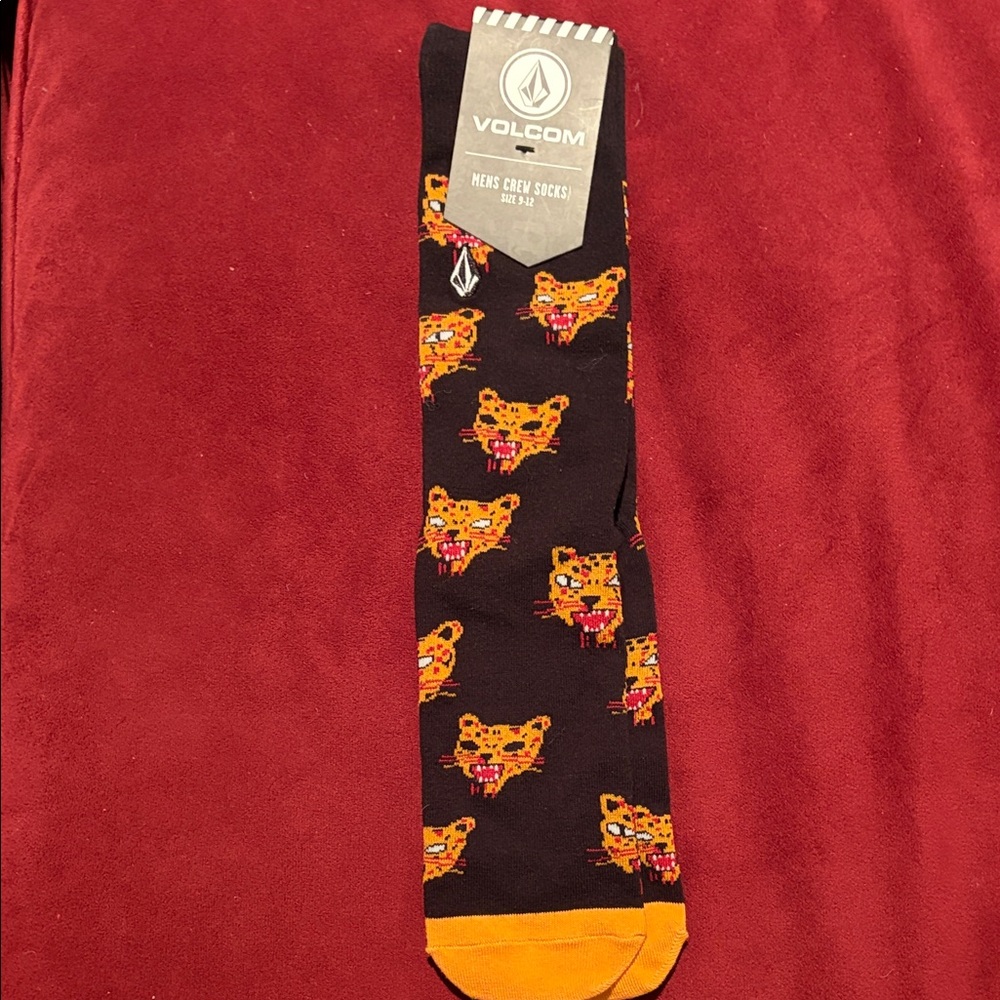 Volcom Men's Black and Orange Patterned Socks